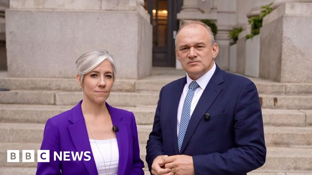 Lib Dems back Bank of England after Farage criticism