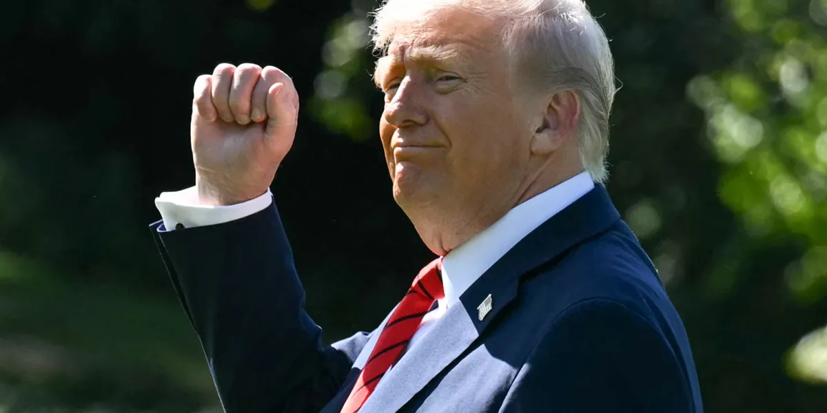 New China tariffs announced during government shutdown and AI valuation debate are a ‘perfect storm coming together,’ top economist says